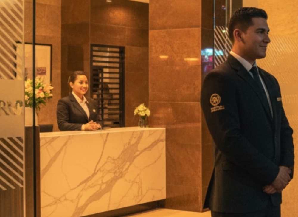 Liderazgo en Hospitalidad y Gestión Operativa de Recepción para el Sector Corporativo ​Bogotá, Colombia